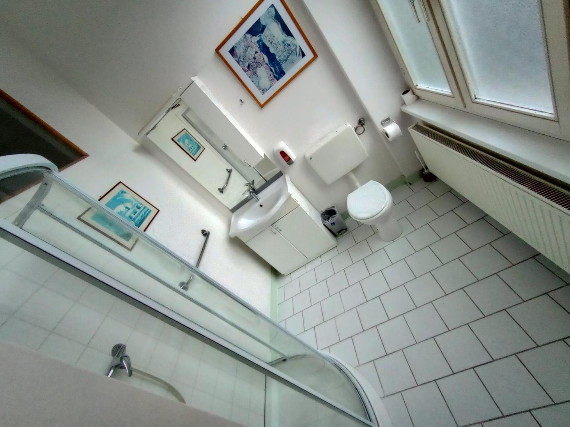 Habitación Doble con baño privado
